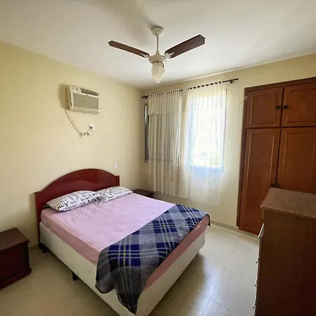 Apartamento 2 Quadras da Praia da Enseada-3